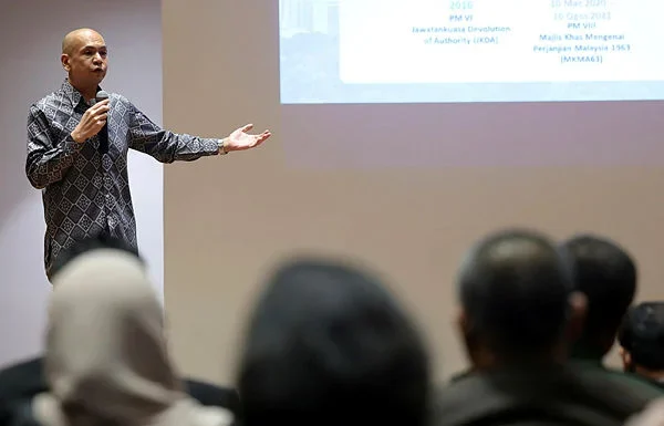 11 financial institutions ready for hire purchase law changes