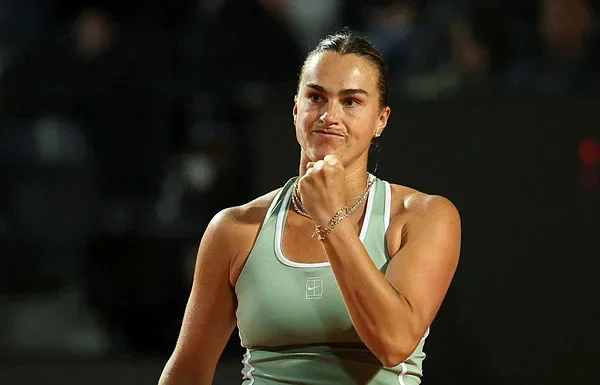 Sabalenka and Paolini charge into Italian Open third round