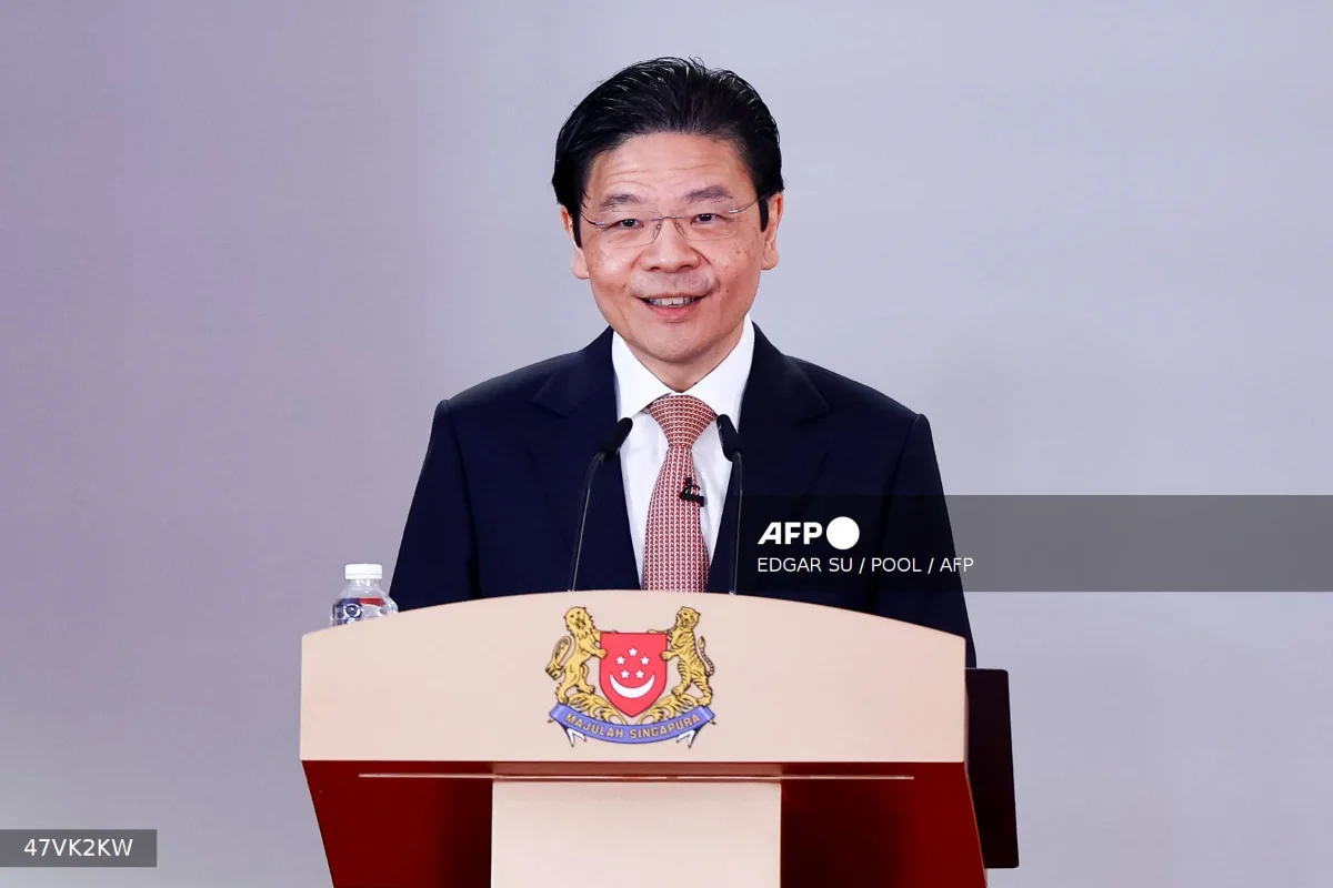 Singapore economy to slow on Hormuz closure PM Singapore economy to slow on Hormuz closure: PM