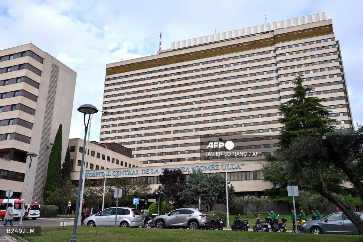 Spain probes suspected hantavirus case after flight contact Spain probes suspected hantavirus case after flight contact