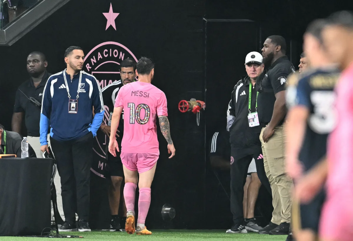 Argentina coach Scaloni encouraged by news on Messi injury Argentina coach Scaloni encouraged by news on Messi injury
