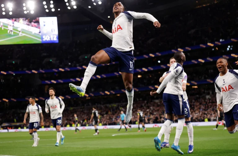 Tottenham draw leaves Spurs in relegation danger