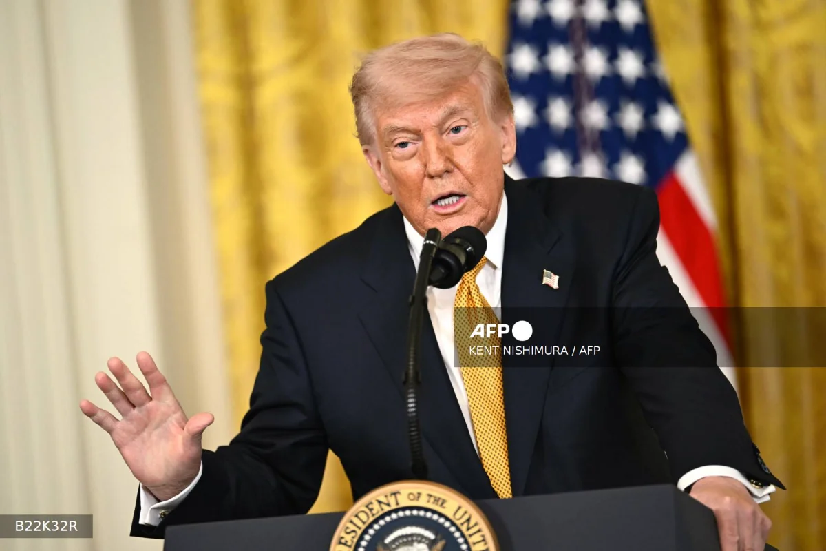 Trump praises Ted Turner as one of the Greats Trump praises Ted Turner as 'one of the Greats'
