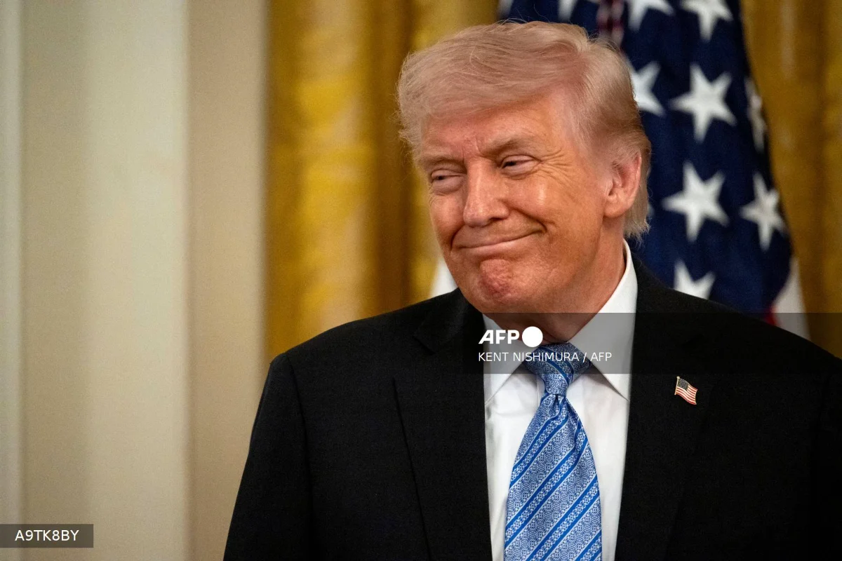 Trump urges Iran to 'do the smart thing'