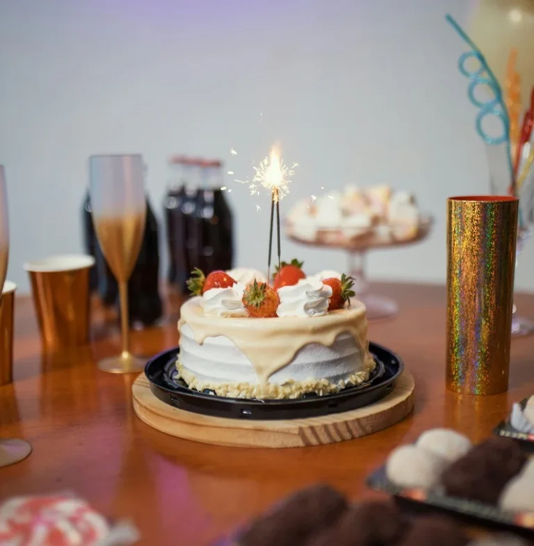 China tells fans to end lavish birthday blowouts for sport idols