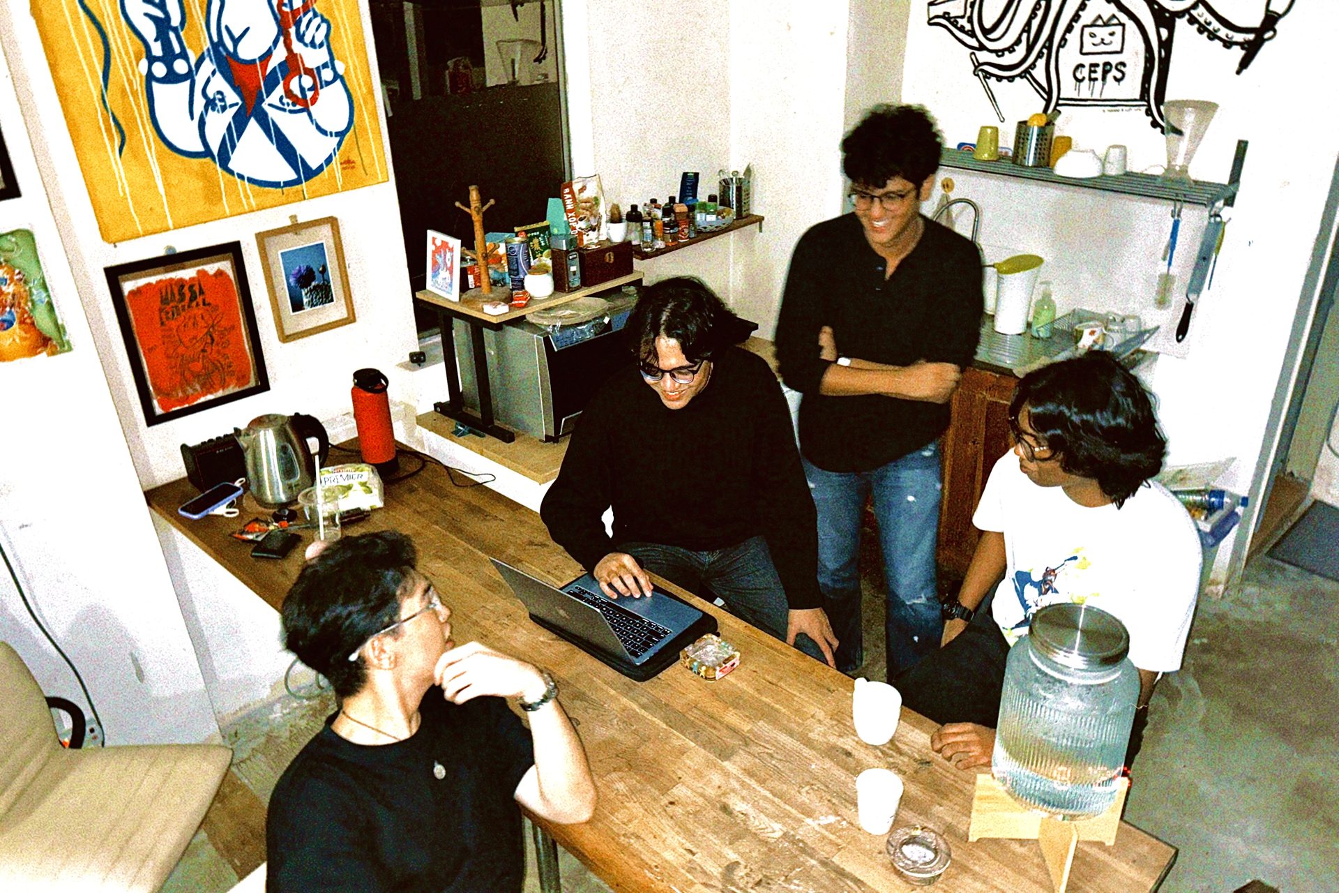 classicu 2026-05-08 212226C2B214793215 The band are known for songs centred on coming-of-age themes, nostalgia and the everyday struggles of young people.
