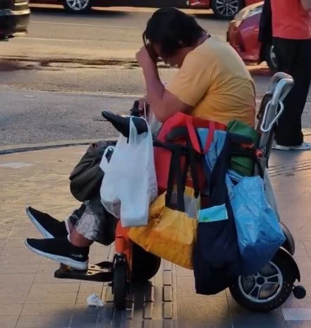 koh Former para games gold medalist spotted in tears outside KL mall