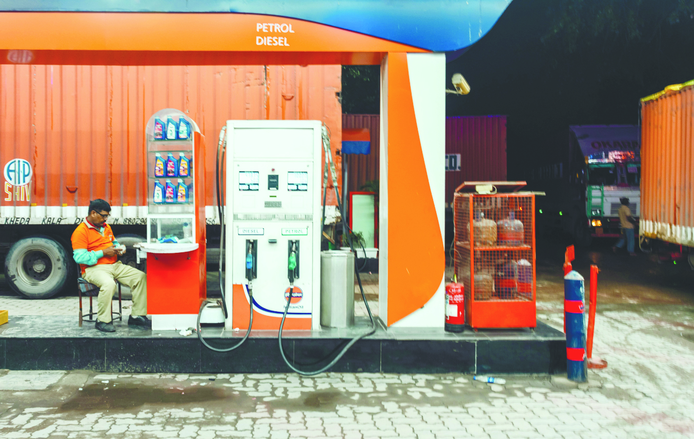India raises fuel prices, second hike in a week