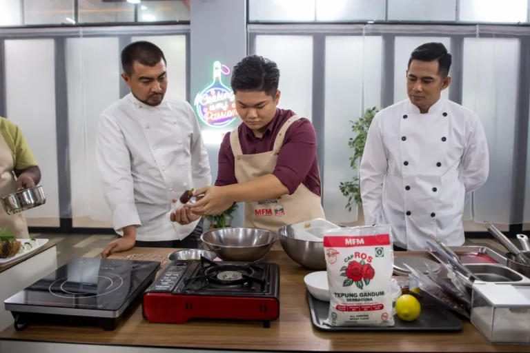 Kitchen warriors