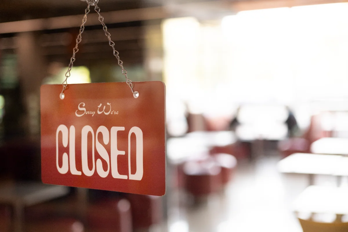 ‘The entitlement is wild’: Netizens slam customer who insists on ordering right up until closing time ‘The entitlement is wild’: Netizens slam customer who insists on ordering right up until closing time