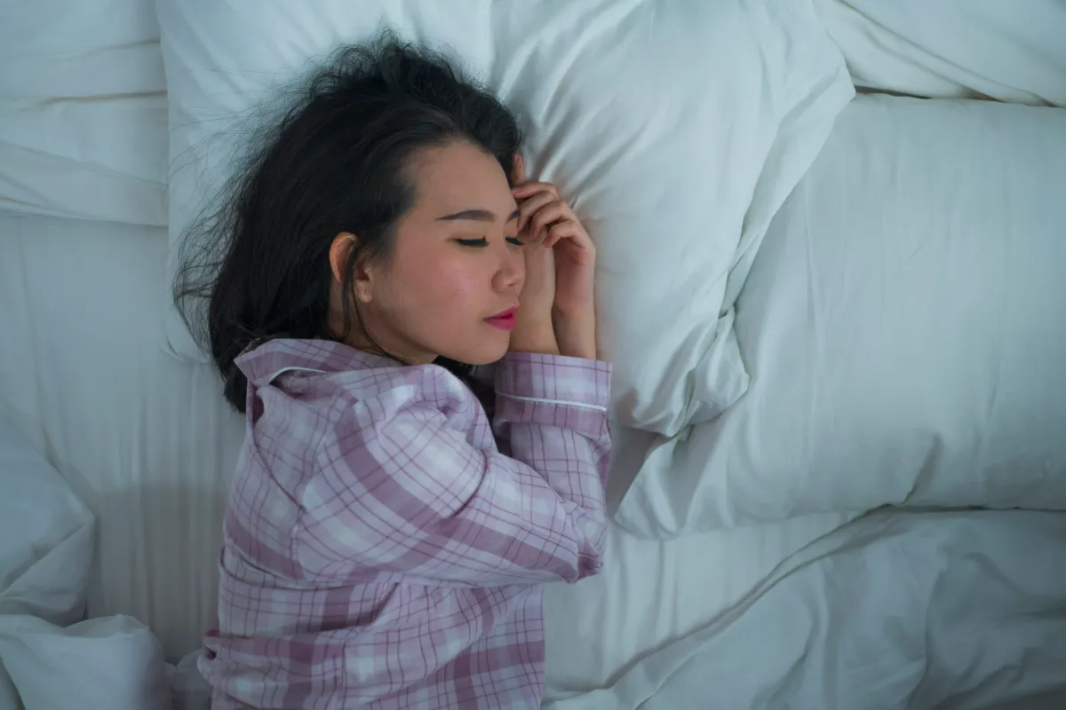 thevisualsyouneed191200067 Even a one-hour shift in sleep timing can disrupt circadian alignment the next day.