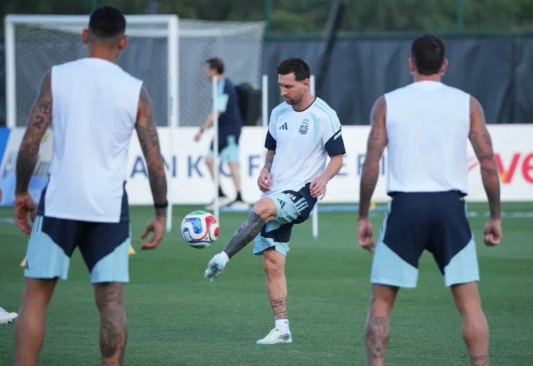 Scaloni calm despite injury scares as Messi and Co return for Argentina's World Cup opener