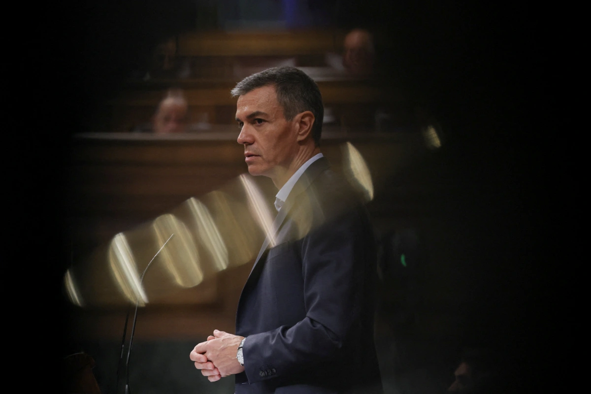 Spanish PM denies corruption claims after top aide jailed Spanish PM denies corruption claims after top aide jailed