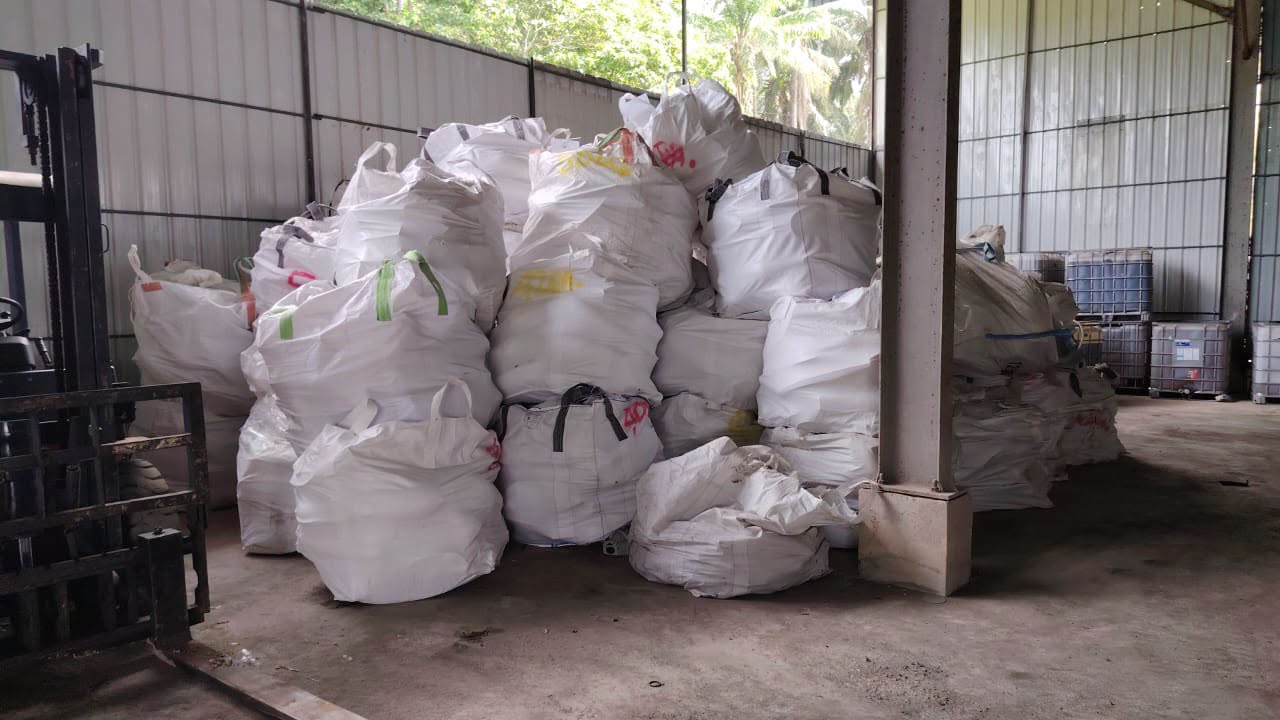 GOF raids e-waste factory, seizes RM6.48 million in goods GOF raids e-waste factory, seizes RM6.48 million in goods