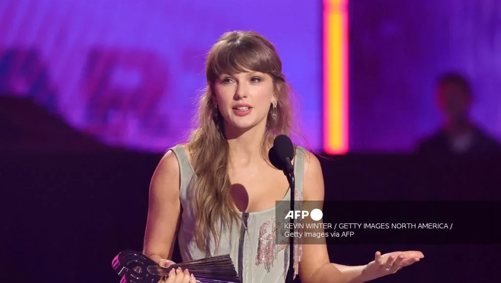Taylor Swift announces new song for 'Toy Story 5'
