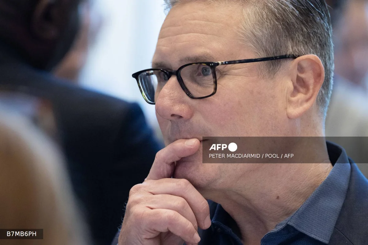 UK's Starmer mulling 'political realities': senior minister