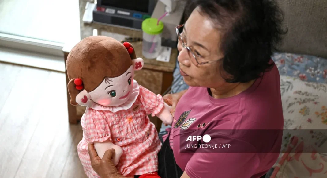 AI dolls bring comfort to lonely elderly in South Korea