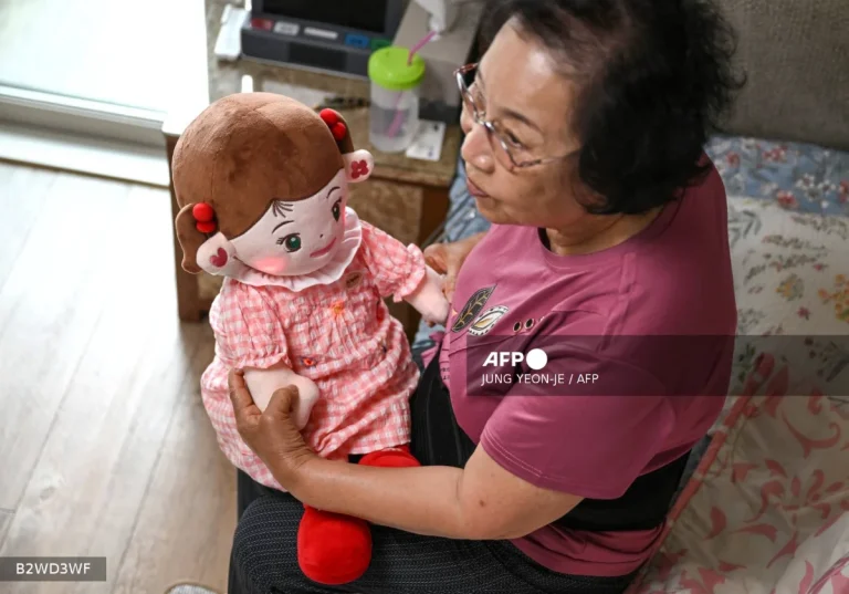 AI dolls bring comfort to lonely elderly in South Korea