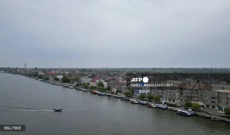 At Romania's edge, quiet life meets threat of war