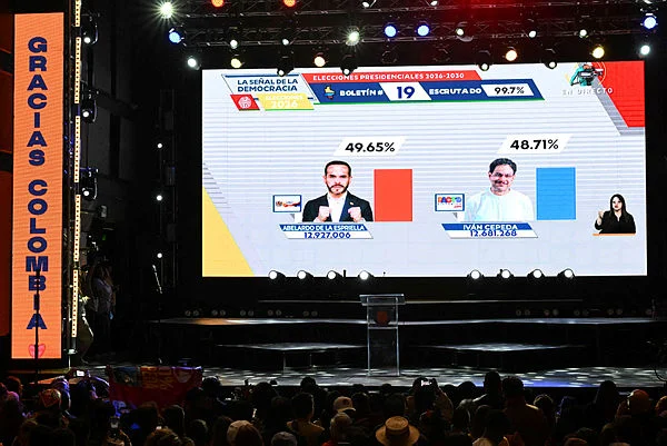 COLOMBIA-ELECTION-RUNOFF-VOTE-RESULTS Trump-backed candidate wins razor-tight Colombia presidential election