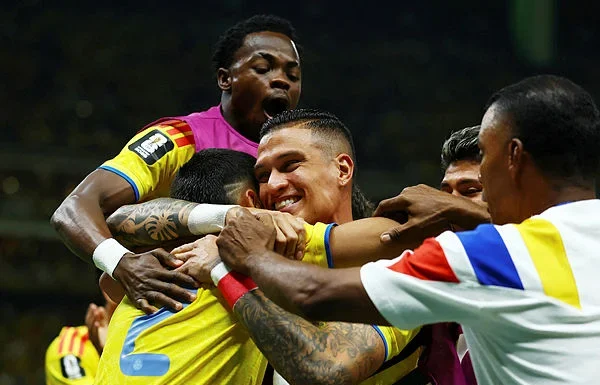 Colombia beat DR Congo 1-0 to reach World Cup knockouts