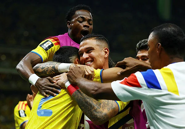 Colombia beat DR Congo 1-0 to reach World Cup knockouts Colombia beat DR Congo 1-0 to reach World Cup knockouts