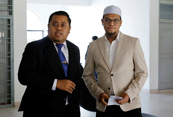 Durian trader denies false post on fuel shipment