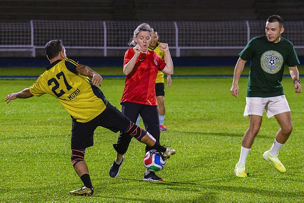 Football diplomacy scores with World Cup co-hosts