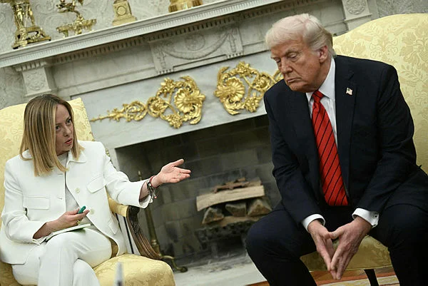 FILES-US-ITALY-DIPLOMACY-TRUMP-MELONI Trump escalates spat with Italy's Meloni over G7 photo claim
