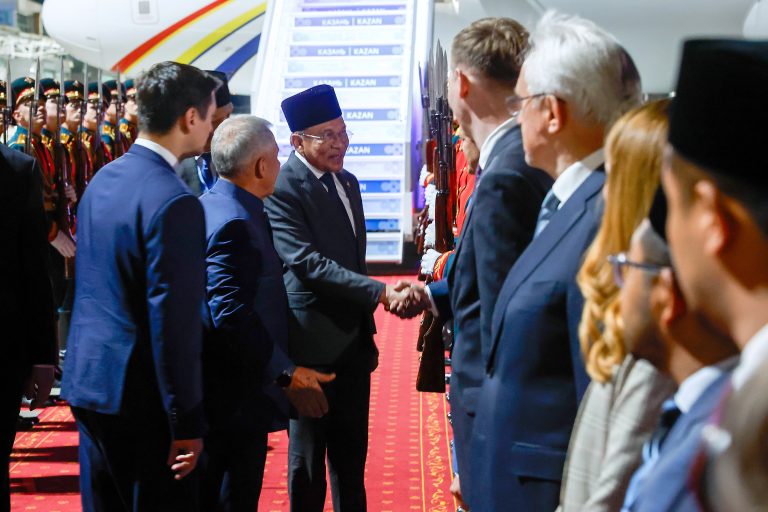 Anwar arrives in Kazan for Russia visit and ASEAN summit