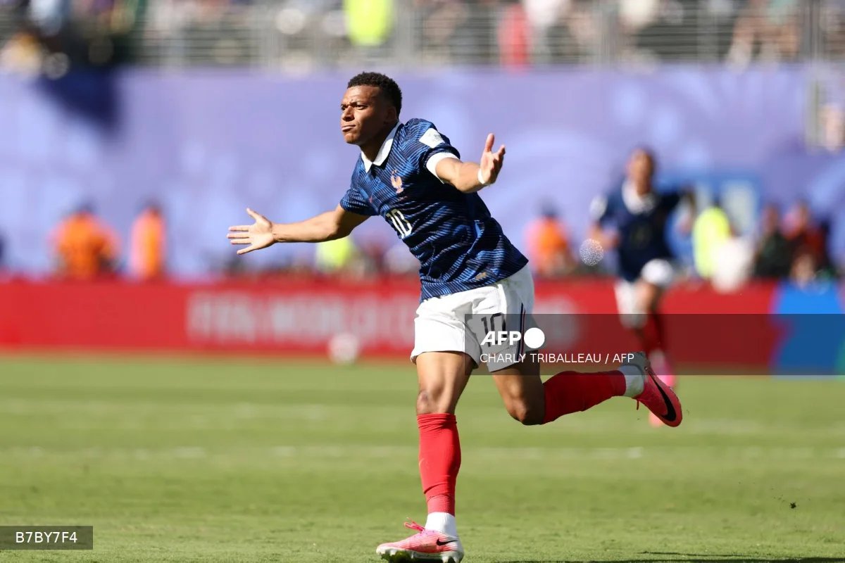 France defeat Senegal 3-1 in World Cup Group I