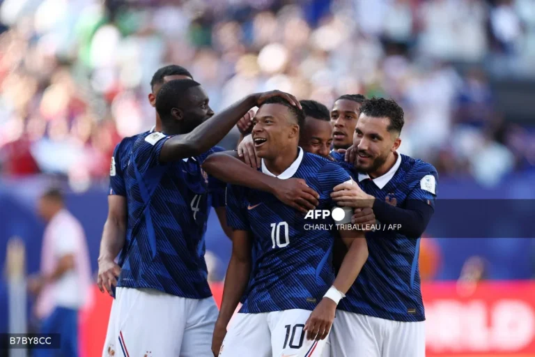 France defeat Senegal 3-1 in World Cup Group I