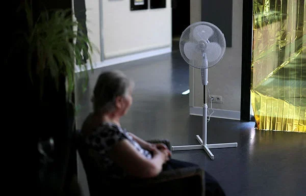 France power cuts surge as heatwave hits Europe