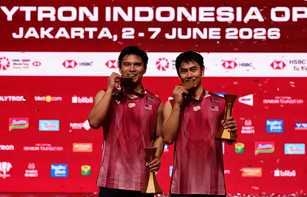 Sze Fei-Nur Izzuddin end Malaysia's 18-year title drought in Indonesia Open