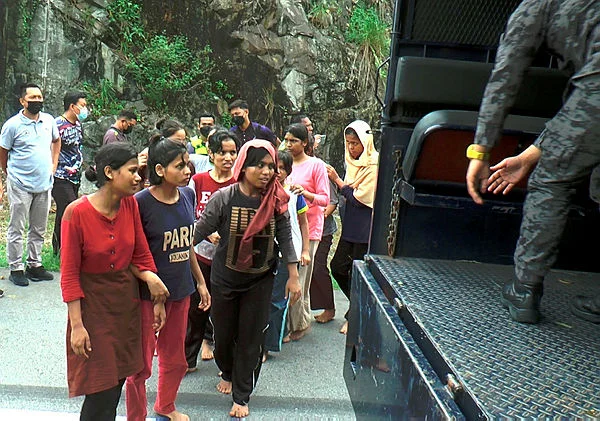 Home Ministry launches refugee registration for security Home Ministry launches refugee registration for security