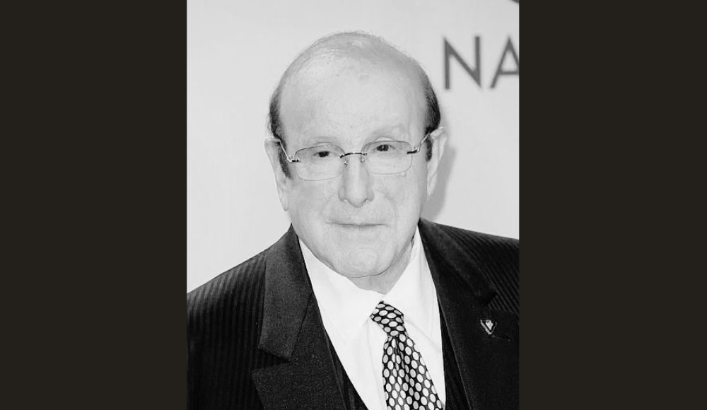 Famed music executive Clive Davis dead at 94