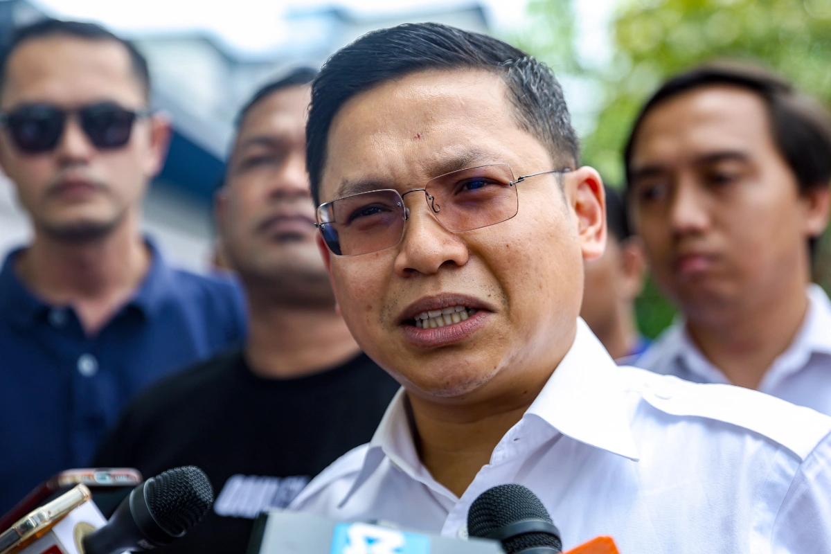Johor Umno youth lodges police report against Mohd Puad over alleged 3R remarks