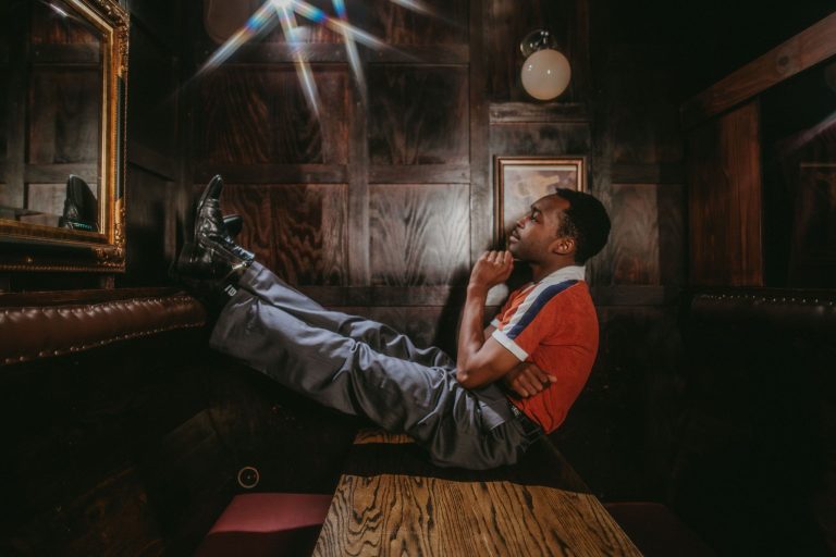 Born and raised in Maryland, Ngonda began developing an interest in soul music after hearing The Temptations on the radio at 11.