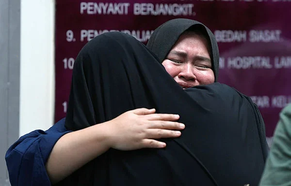Police urge public not to speculate on fatal crash that killed six