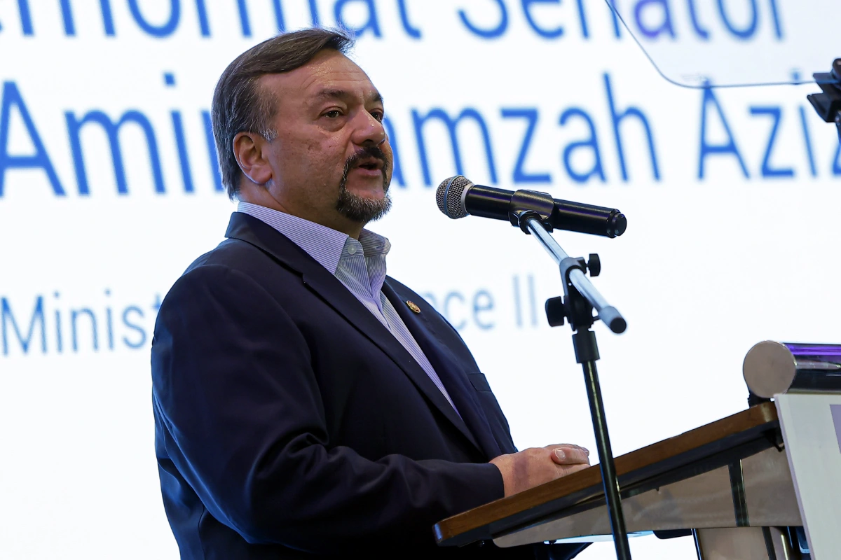 Waiver of RM1 ATM fee eases public burden, says Amir Hamzah