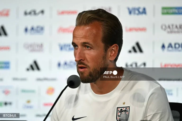 Kane urges England to be 'free in the mind' for World Cup glory