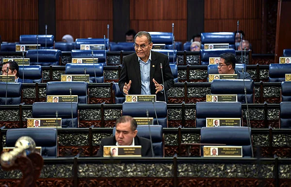 MOH committed to sustaining private clinic operations says Dzulkefly MOH committed to sustaining private clinic operations, says Dzulkefly