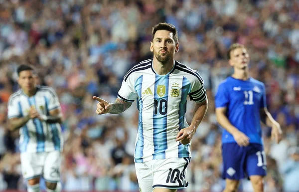Messi to play as Somali referee barred from US for World Cup