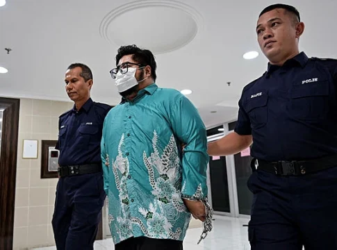 Teacher charged with two counts of sexual abuse on student