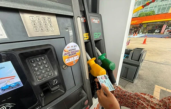 MyKad fuel subsidy to cut leakages by one billion litres yearly
