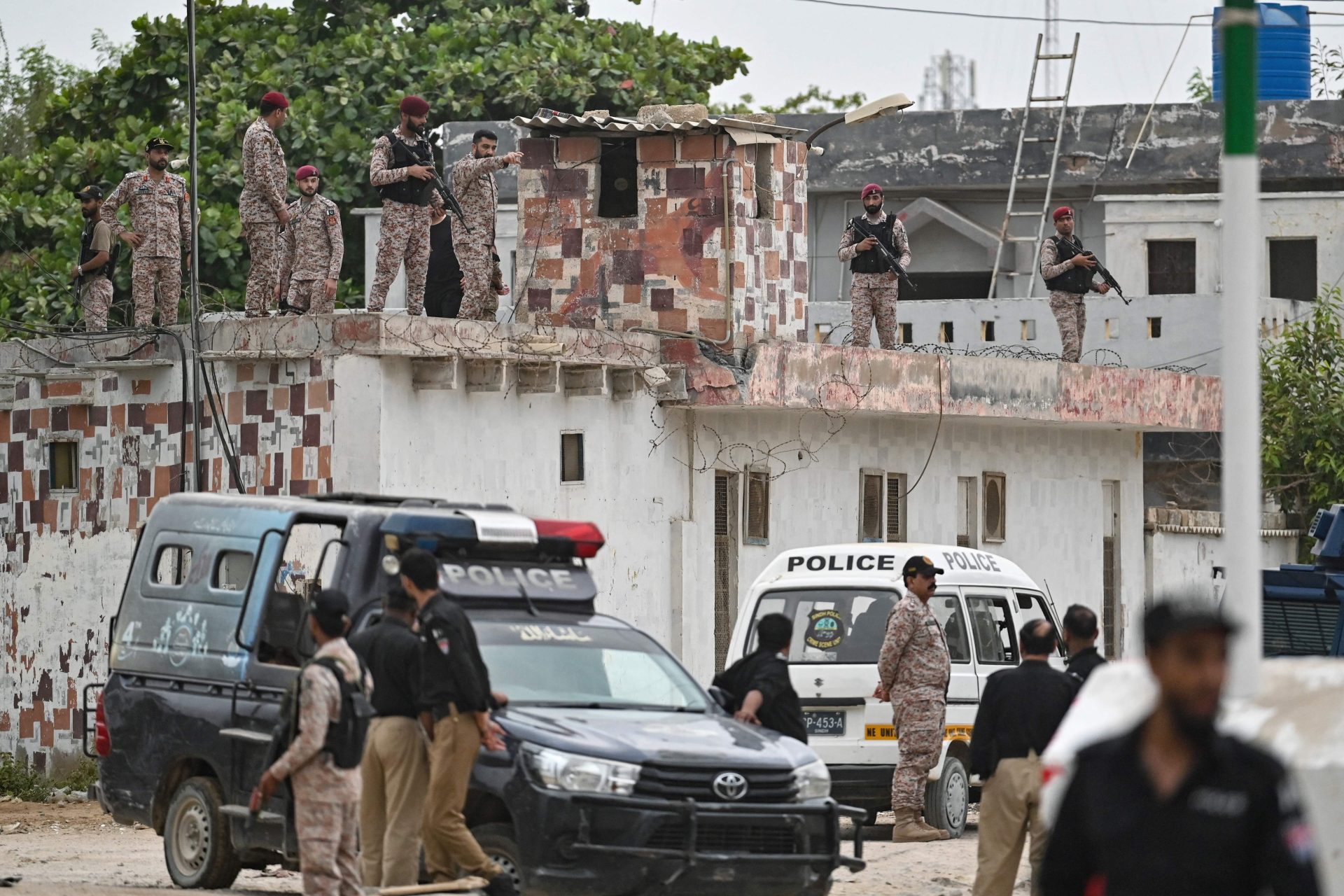 Three Pakistani troops killed in terror attack in Karachi