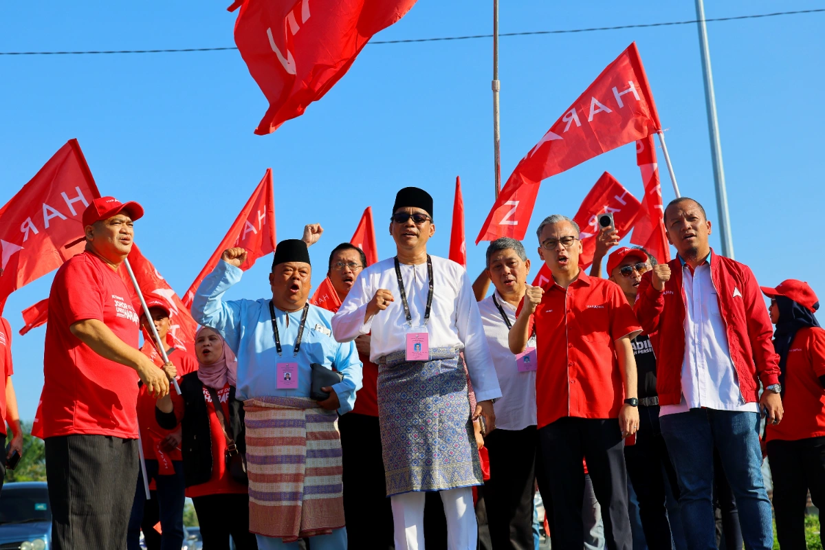 Fahmi's presence boosts Semerah PH candidate