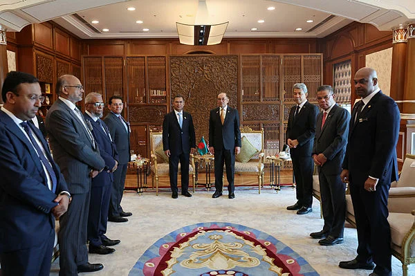 PTJ14_22062026_PM_BANGLADESH Malaysia and Bangladesh unite on Palestine, Gulf, Iran