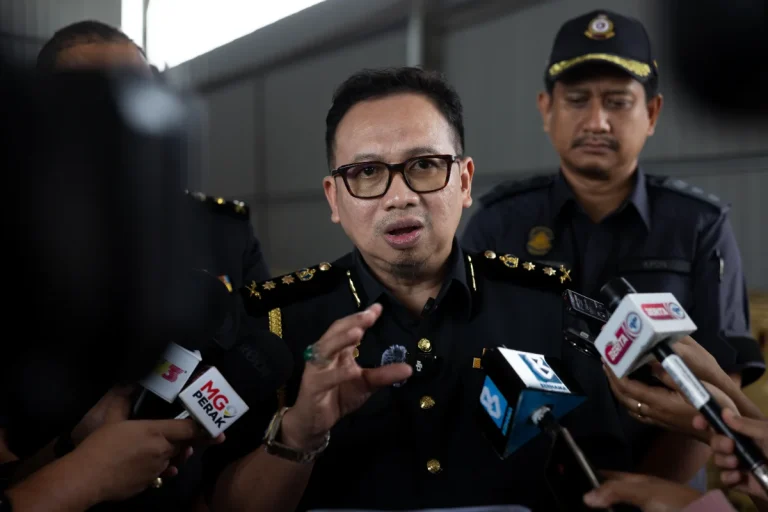 Perak KPDN seizes diesel and lorry worth over RM102,000