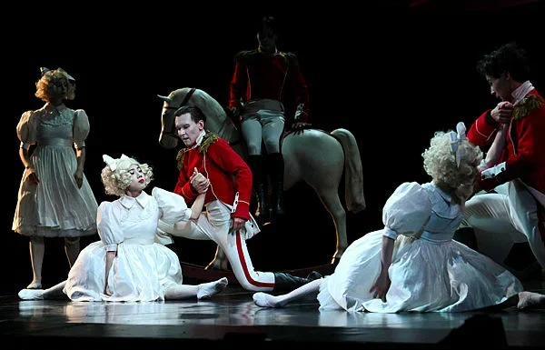 Between ballet and war: Japanese dancers pursue dreams in Russia